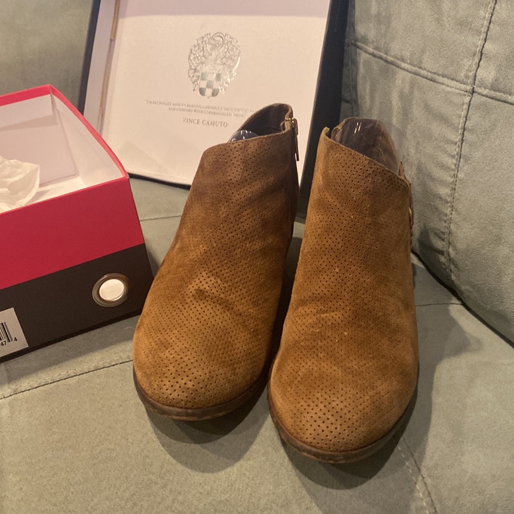 Vince Camuto  ankle booties suede